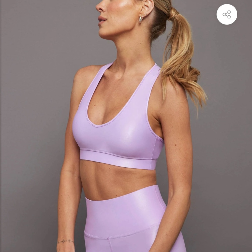 Carbon38 Action 2.0 Takara Shine Sports Bra. Crocus petal purple. Sz small